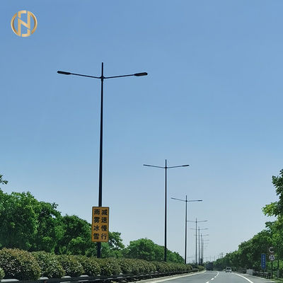 Hình tròn / Hình nón Cực đèn đường Q235B Cực nhẹ một cánh tay