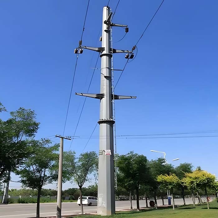Cột điện đường dây truyền tải điện cao thế mạ kẽm nhúng nóng, thiết bị điện