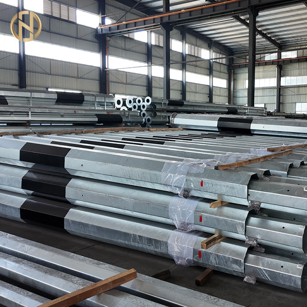 Cột điện thép mạ kẽm nhúng nóng hình đa giác bát giác 25FT-45FT để phân phối điện