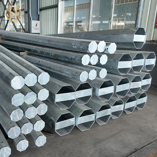 Cột điện thép mạ kẽm nhúng nóng hình đa giác bát giác 25FT-45FT để phân phối điện