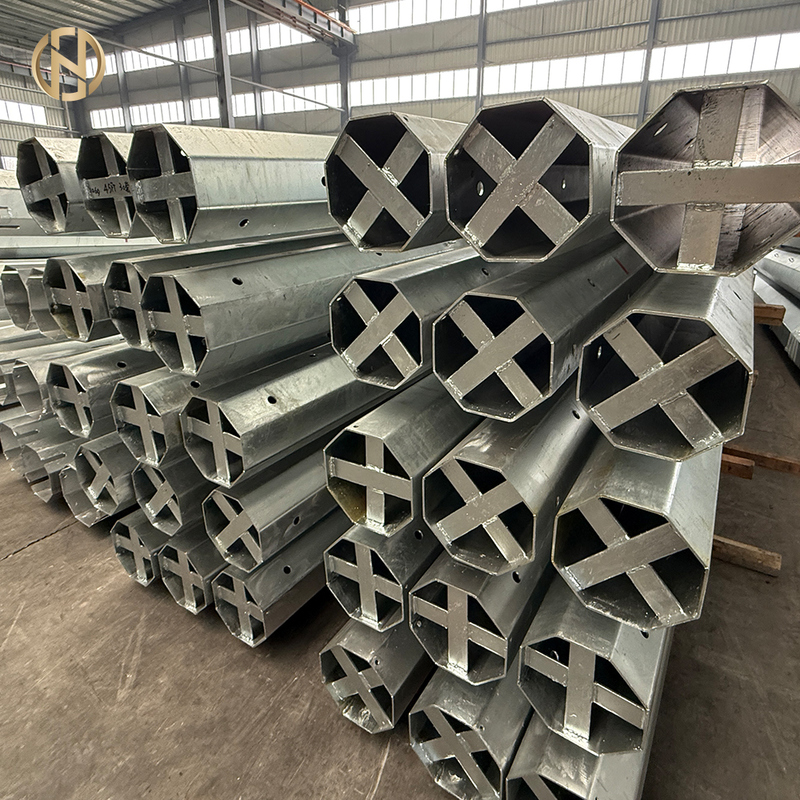 Cột thép đường dây truyền tải mạ kẽm nhúng nóng hình bát giác xuất khẩu chất lượng cao