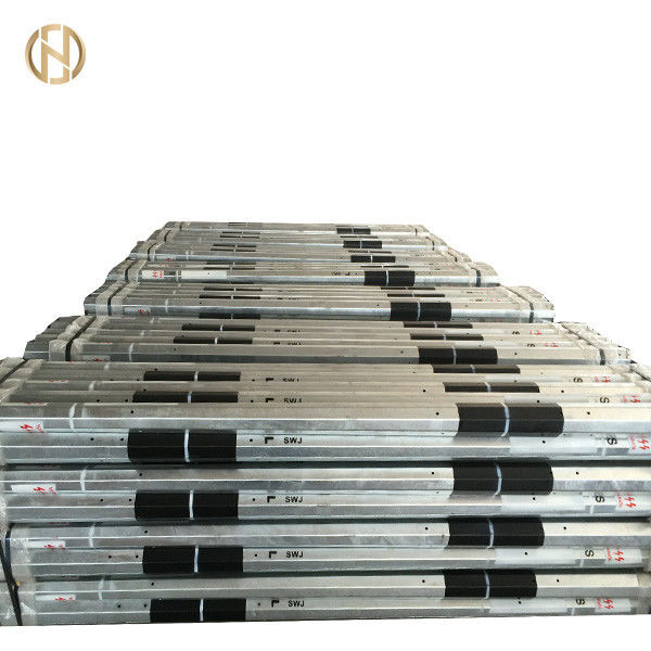 Màu xanh lá cây màu vàng đỏ Cực cực 3M 6M Mạ kẽm nhúng / Bề mặt sơn tĩnh điện