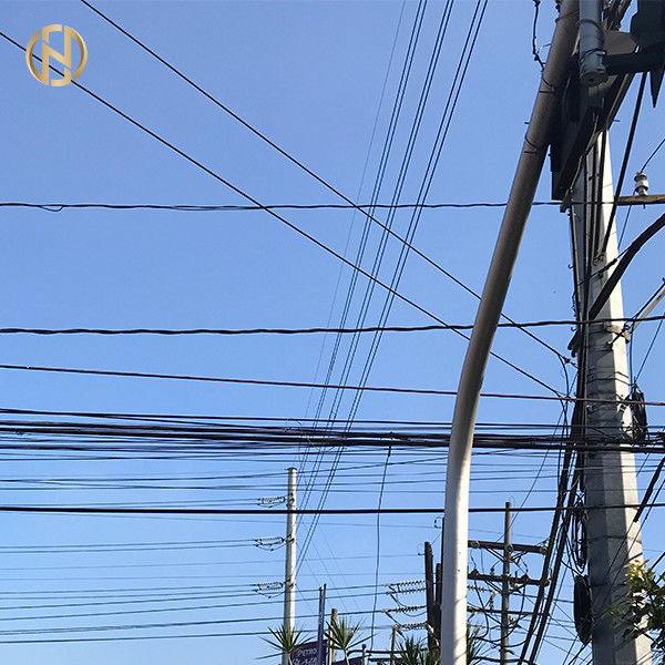 Cột thép viễn thông SS400 Tùy chỉnh