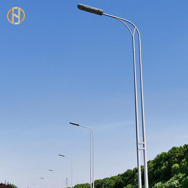 Hot Dip Galvanized Octagonal Solar Street Light Pole Design cho hình dạng ốc / đa giác / tròn hoặc các hình dạng đa kim tự tháp