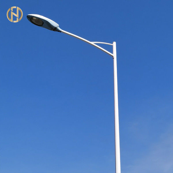 Cột ánh sáng đường phố 6-15M Cực nhẹ bằng thép chống ăn mòn với nhiều thiết kế