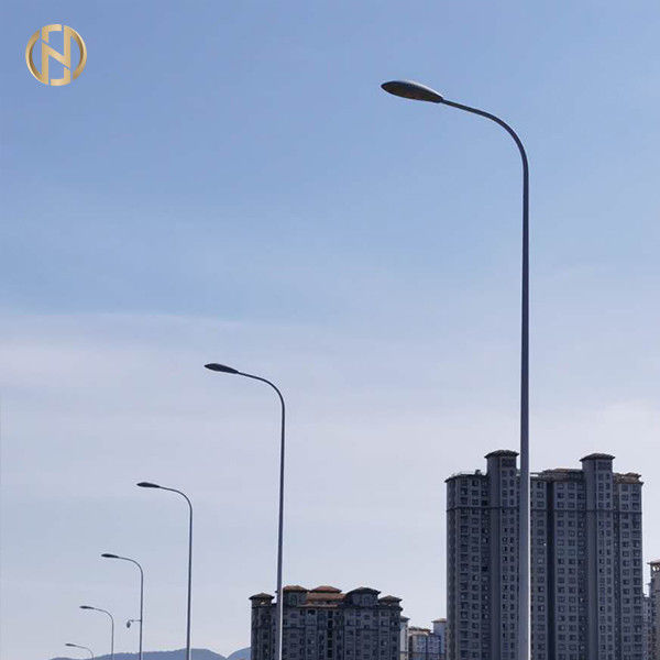 Cực ánh sáng đường phố một cánh / đôi 12M 10M 8M 6M Cực nhẹ mạ kẽm
