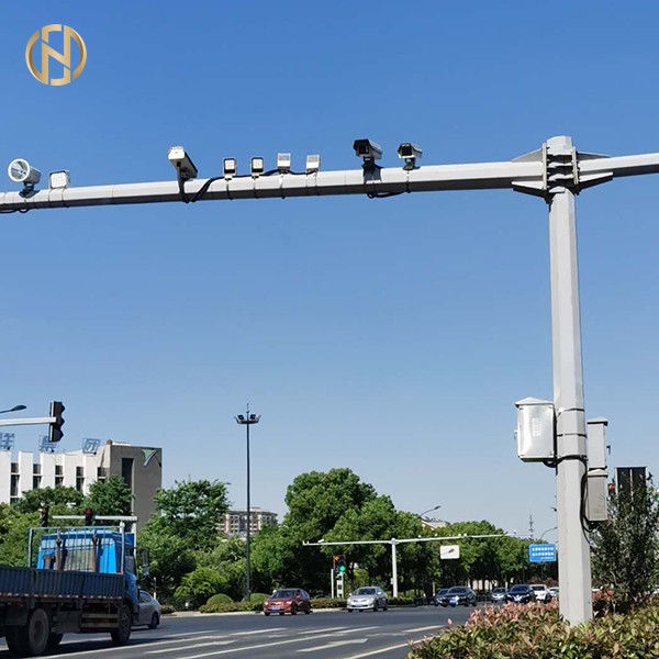Thiết kế chống địa chấn Camera CCTV Cực thép Camera giám sát cực