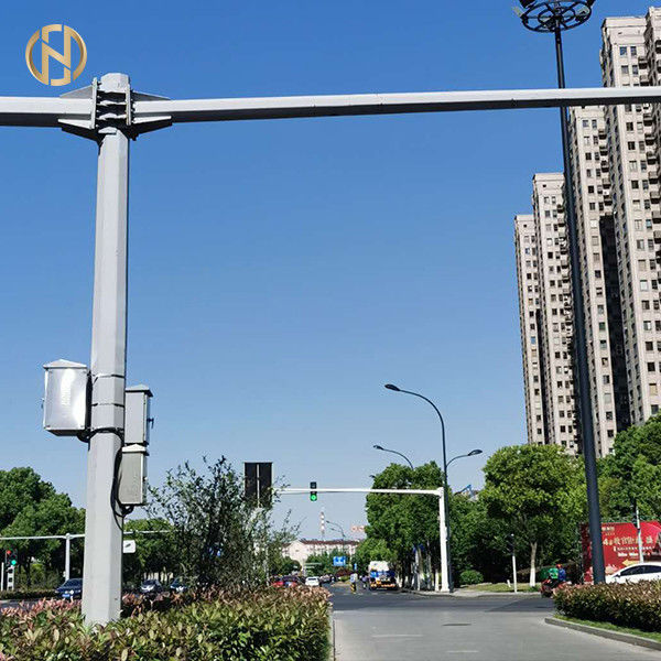 Thiết kế chống địa chấn Camera CCTV Cực thép Camera giám sát cực