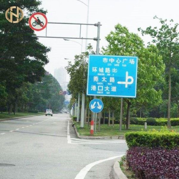 6m 6,5m 8m Biển báo đường cực Thép mạ kẽm Biển báo đường phố Cực hình bát giác