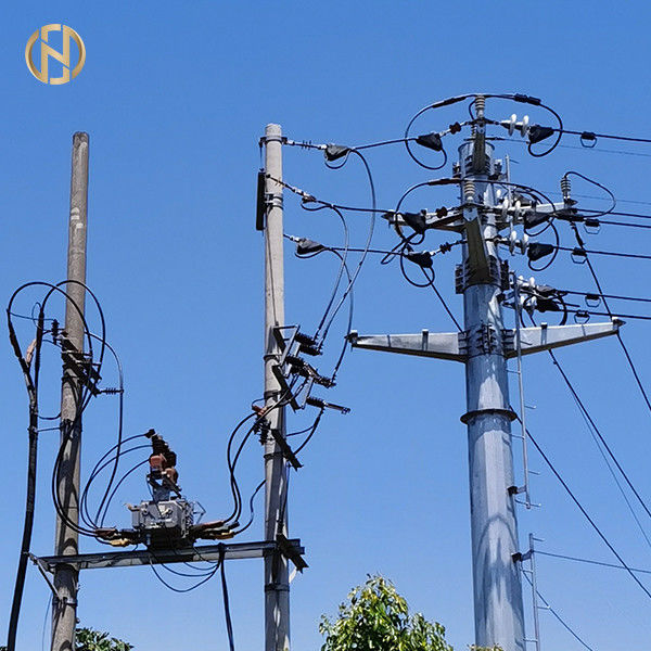 99,9% Kẽm Đường dây trên không 15KV Cực EN10046 75um Mạ kẽm hoàn thiện tốt