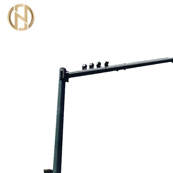 Cột biển báo giao thông Led hình nón 7,8M cho các khu vực đường cao tốc
