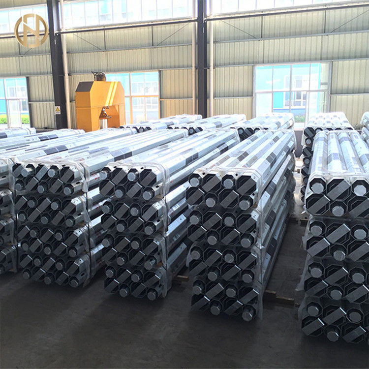 Cột ánh sáng đường phố mạ kẽm Cực ánh sáng đường cao tốc + - 2% Dung sai kích thước